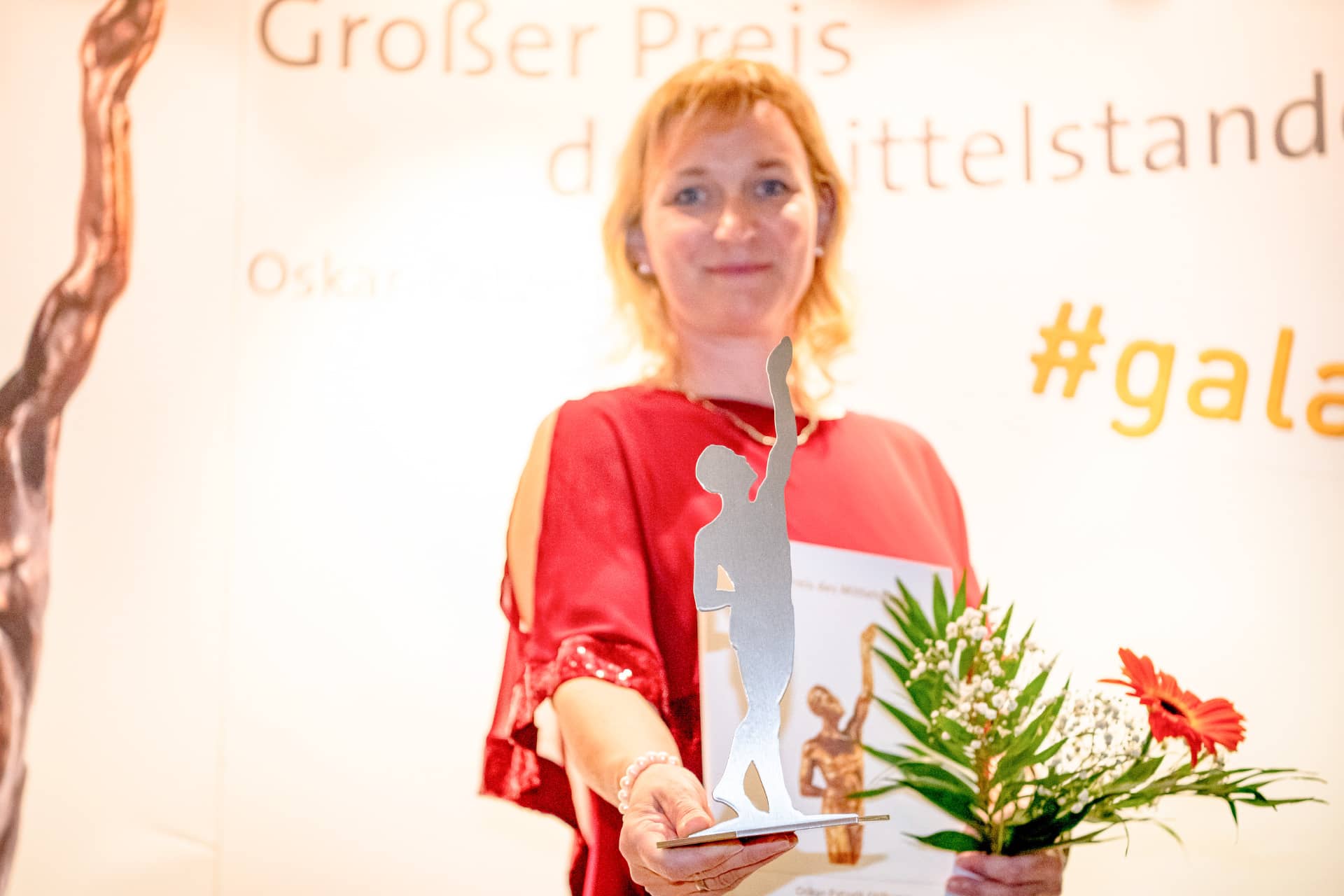 Prokuristin Susann Dittrich mit dem Großen Preis des Mittelstands 2023